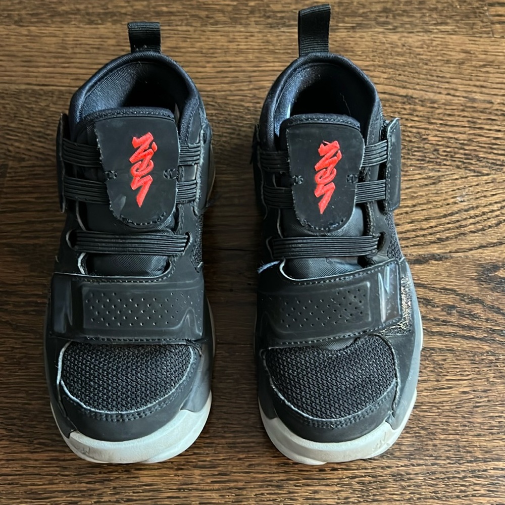 Kids Jordan’s sz 12